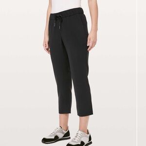 Lululemon On The Fly Crop *Woven 23" Black 2